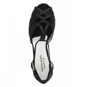 Natascha_schwarz_640_3