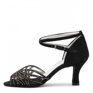 Stella_schwarz_700_1