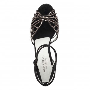 Stella_schwarz_700_3