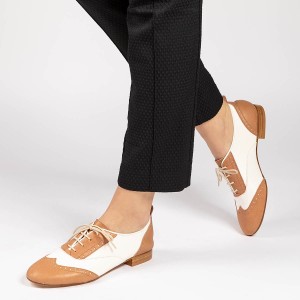 Taylor_LS_caramel_creme_4